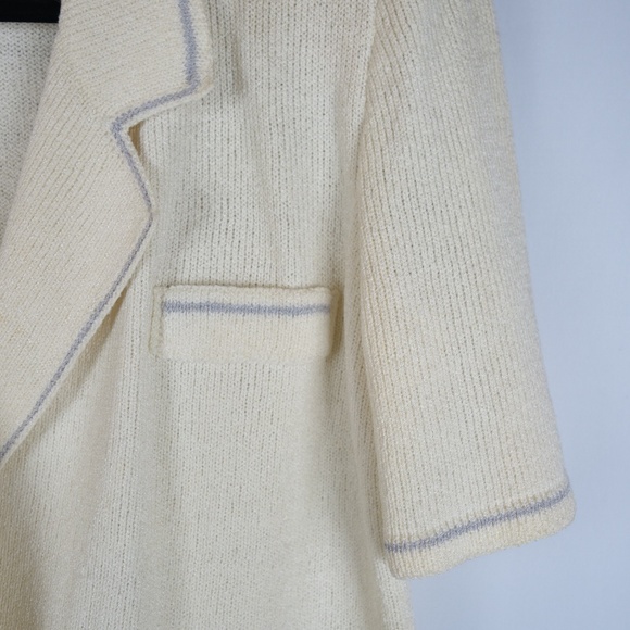Vintage Adolfo At Saks Fifth Avenue Ivory Wool Blend Blazer Jacket, Size Medium - Picture 4 of 15